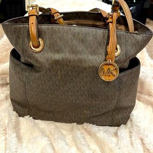 MICHAEL MICHAEL KORS Large Leather Signature MK Tote Bag